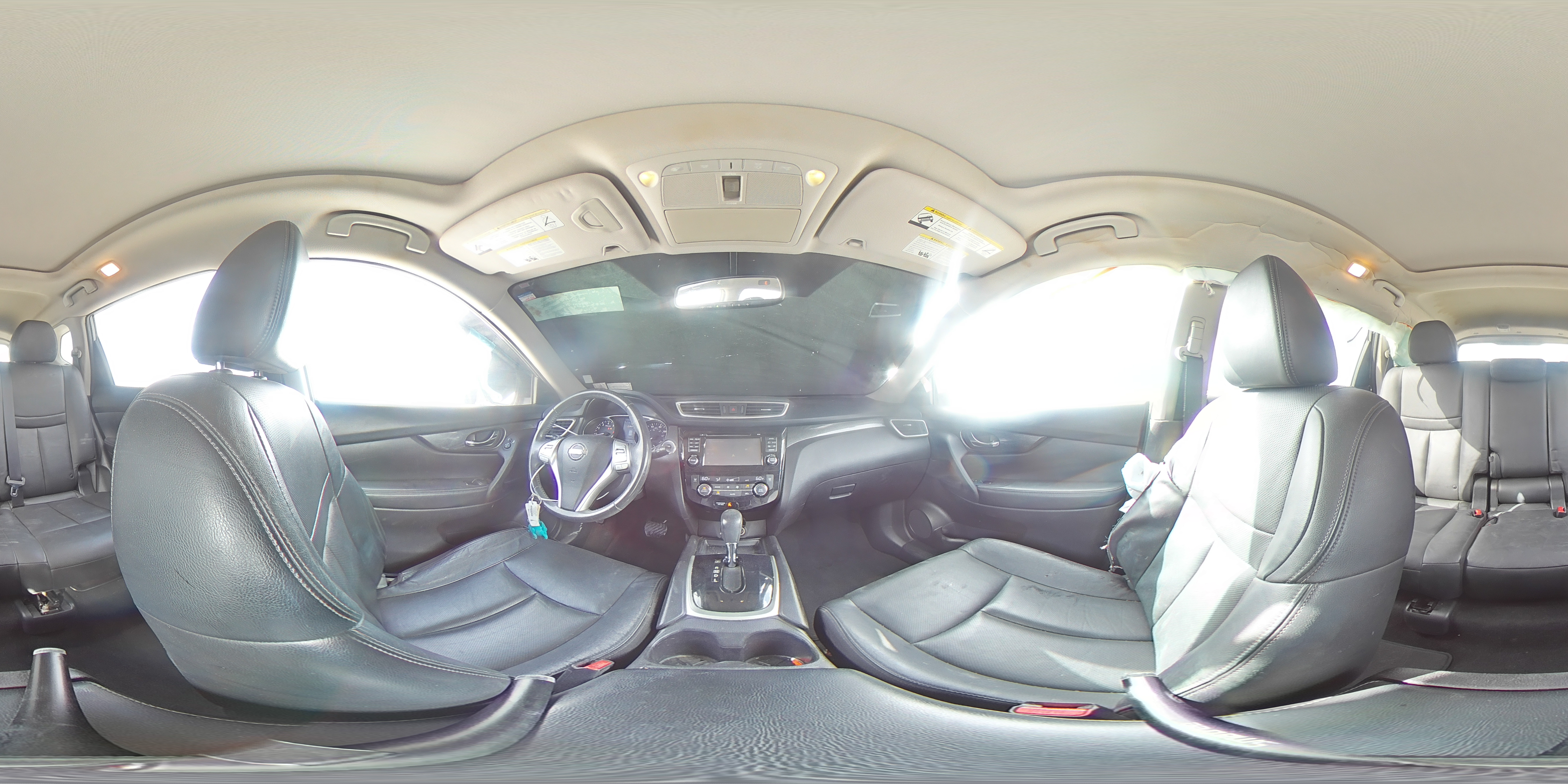 2015 Nissan Rogue - Image 13
