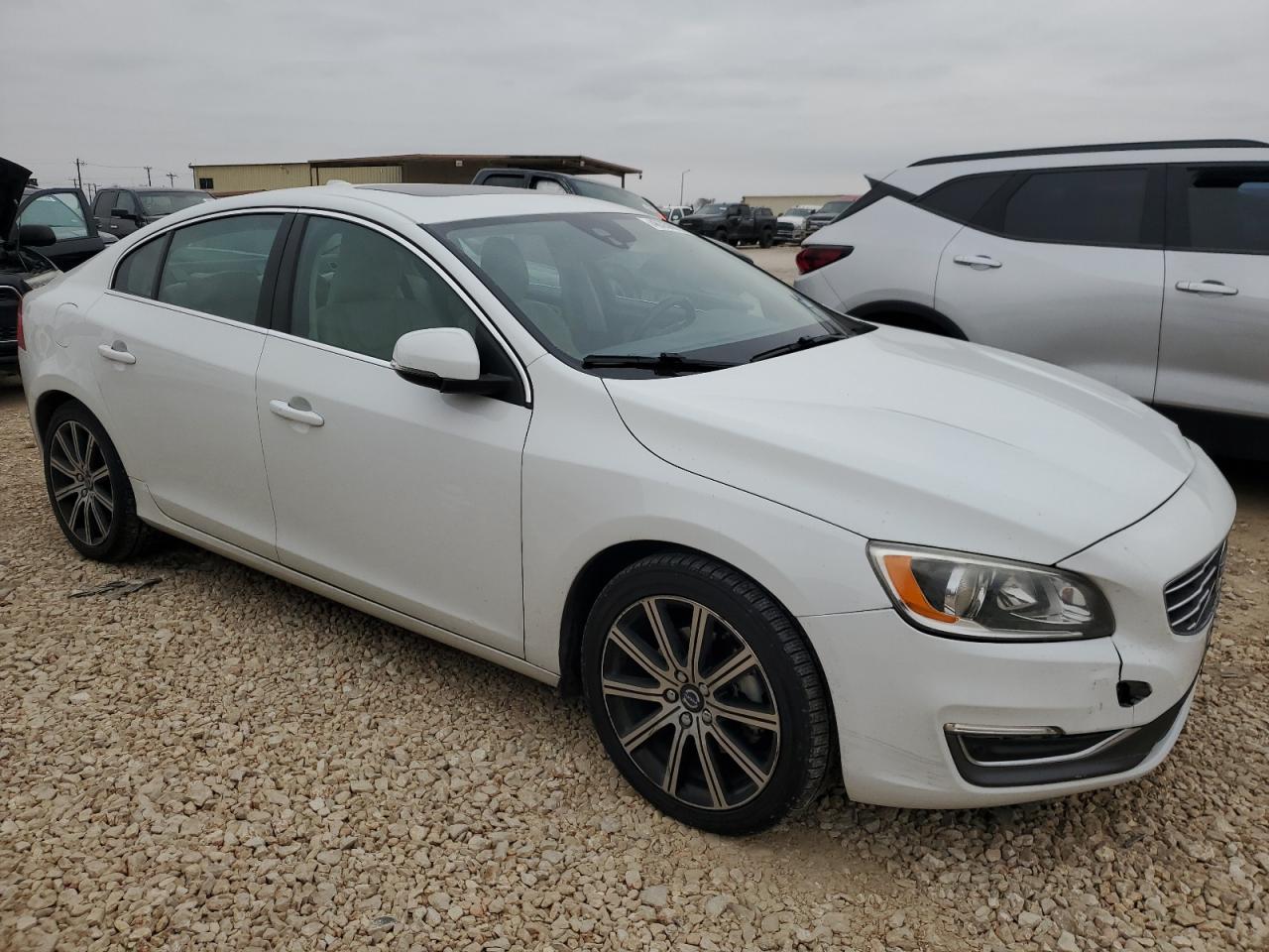 2016 Volvo S60 - Image 4