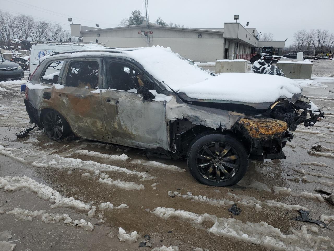 2016 Volvo XC90 - Image 4
