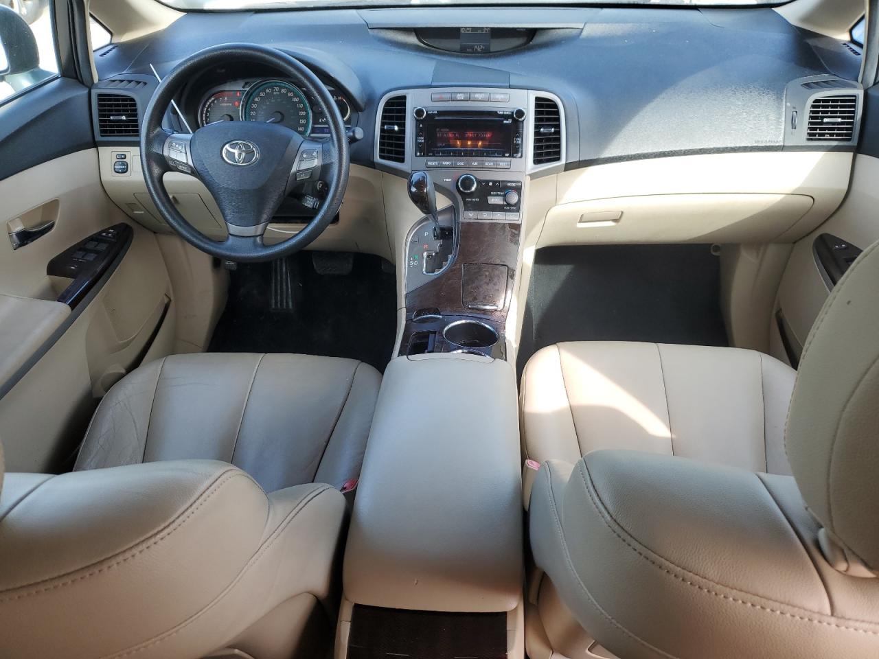 2011 Toyota Venza - Image 8