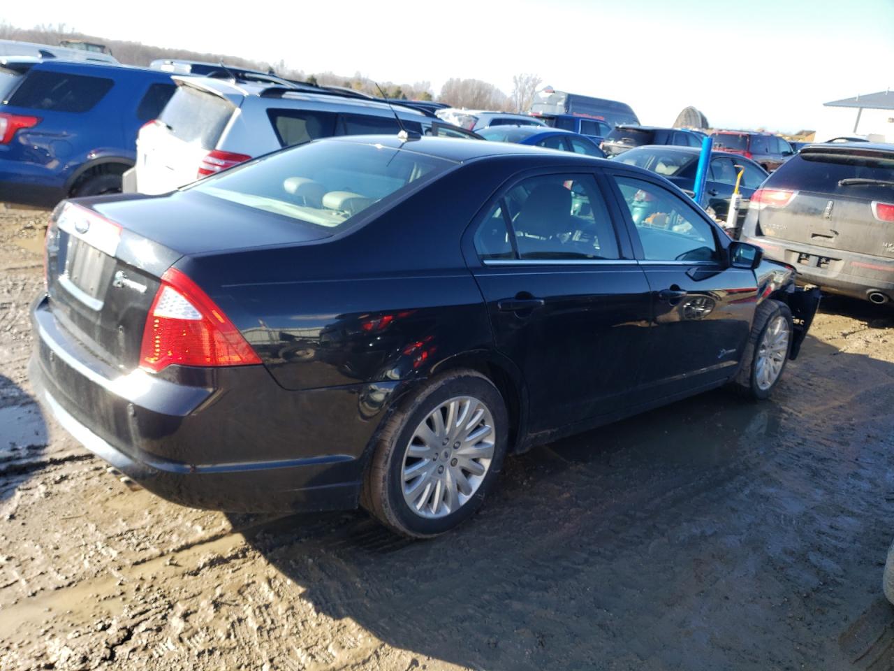 2010 Ford Fusion - Image 3
