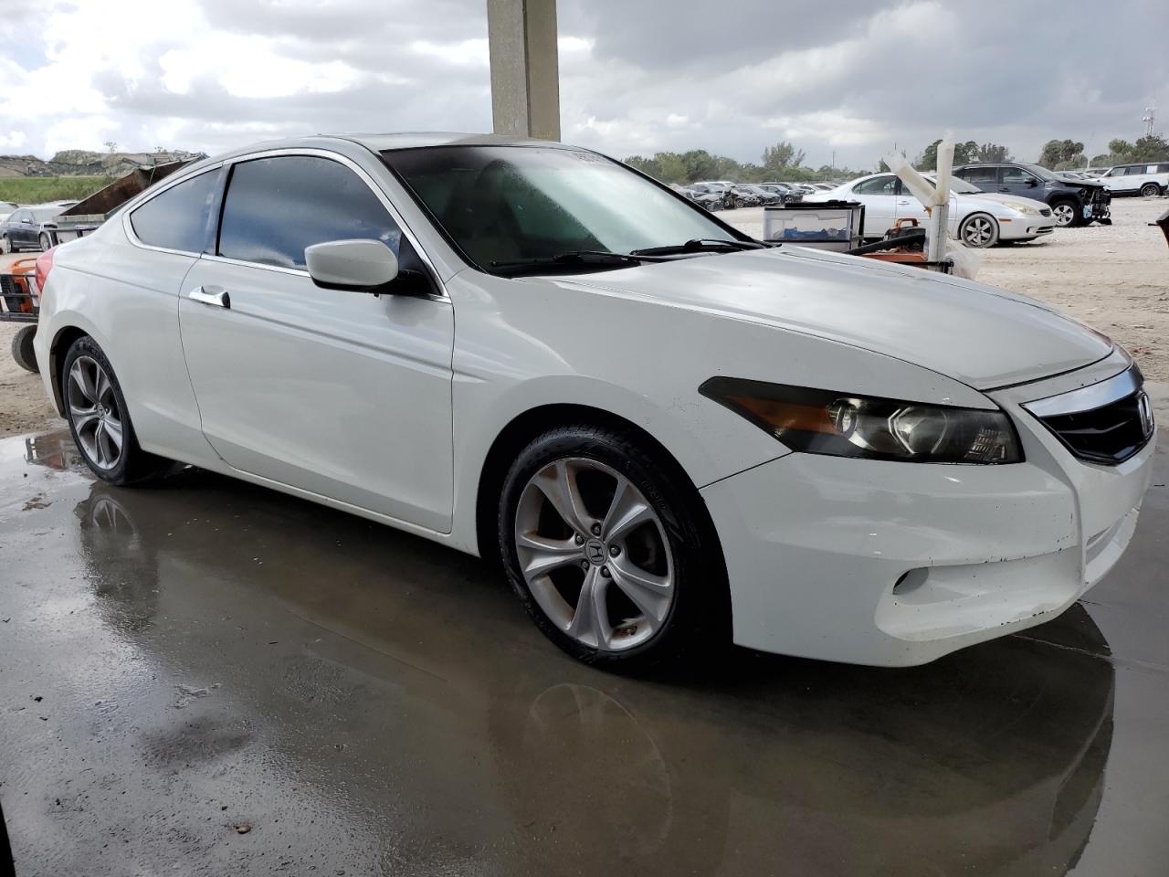 2011 Honda Accord - Image 4