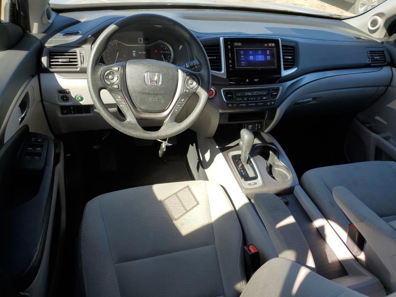 2018 Honda Pilot - Image 8