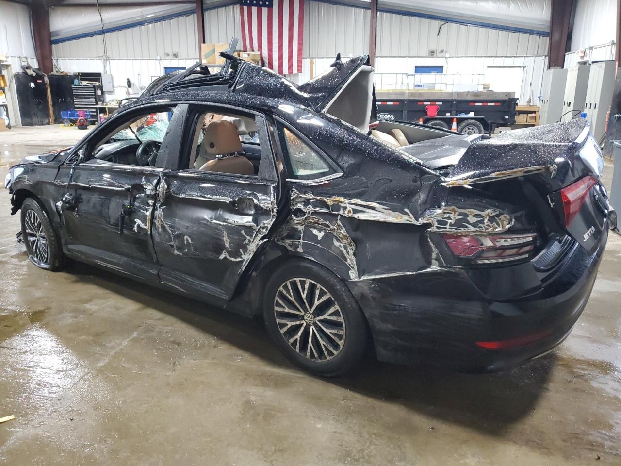 2019 Volkswagen Jetta - Image 2