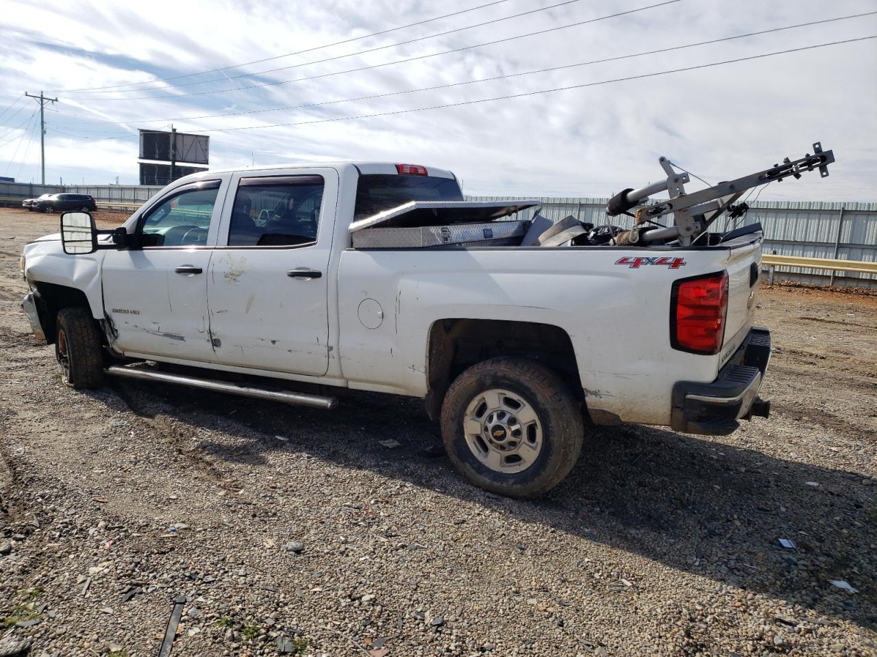 2015 Chevrolet Silverado - Image 2