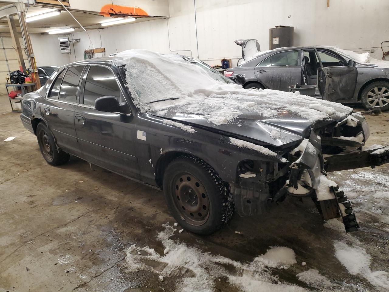 2008 Ford Crown Victoria - Image 4
