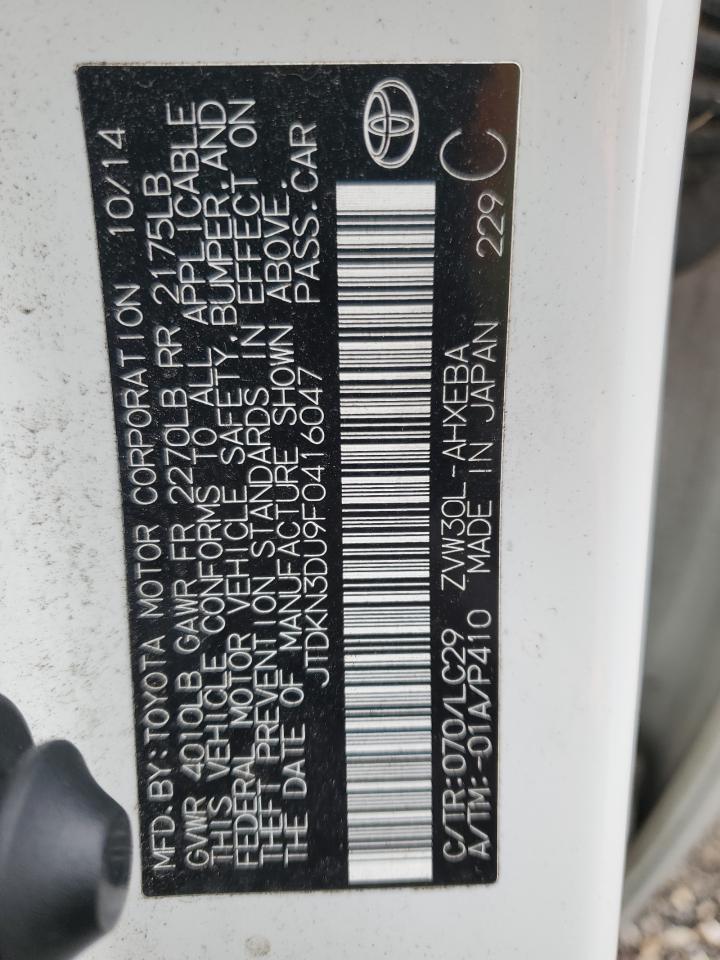 2015 Toyota Prius - Image 12