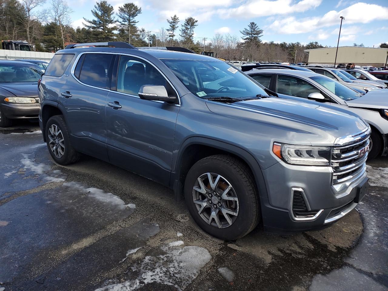 2020 GMC Acadia - Image 4