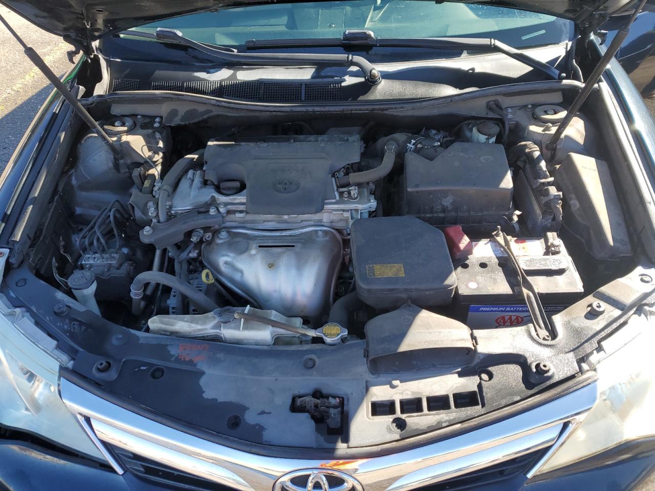 2013 Toyota Camry - Image 11
