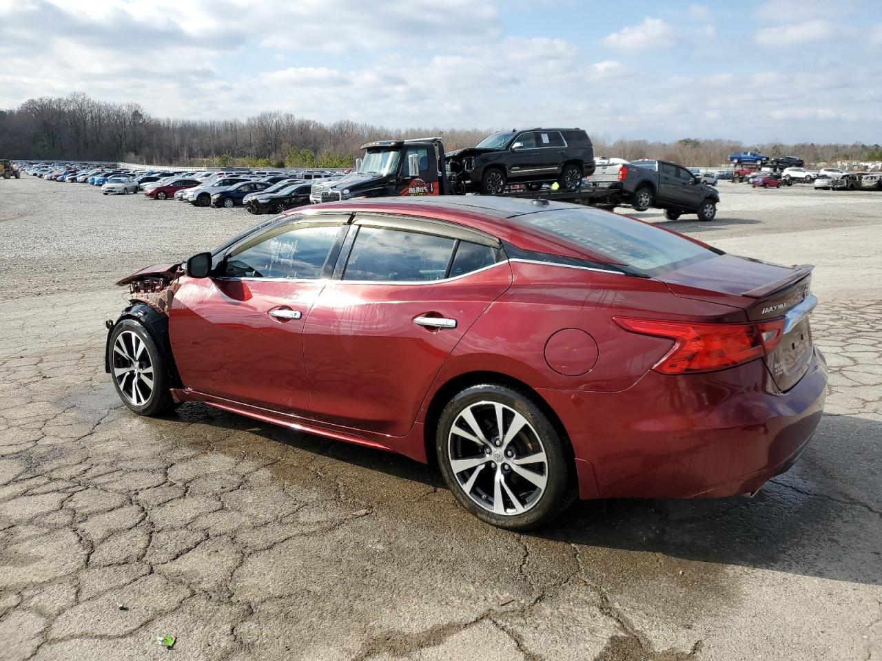2017 Nissan Maxima - Image 2