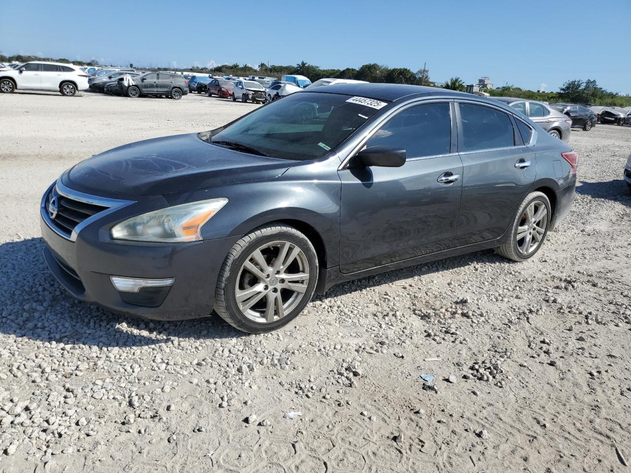 2013 Nissan Altima - Image 1