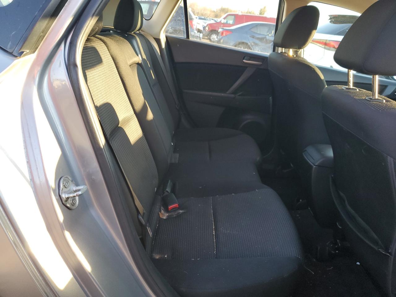 2012 Mazda 3 - Image 10