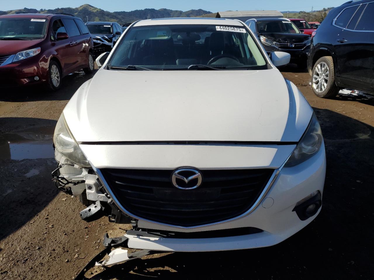 2015 Mazda 3 - Image 5
