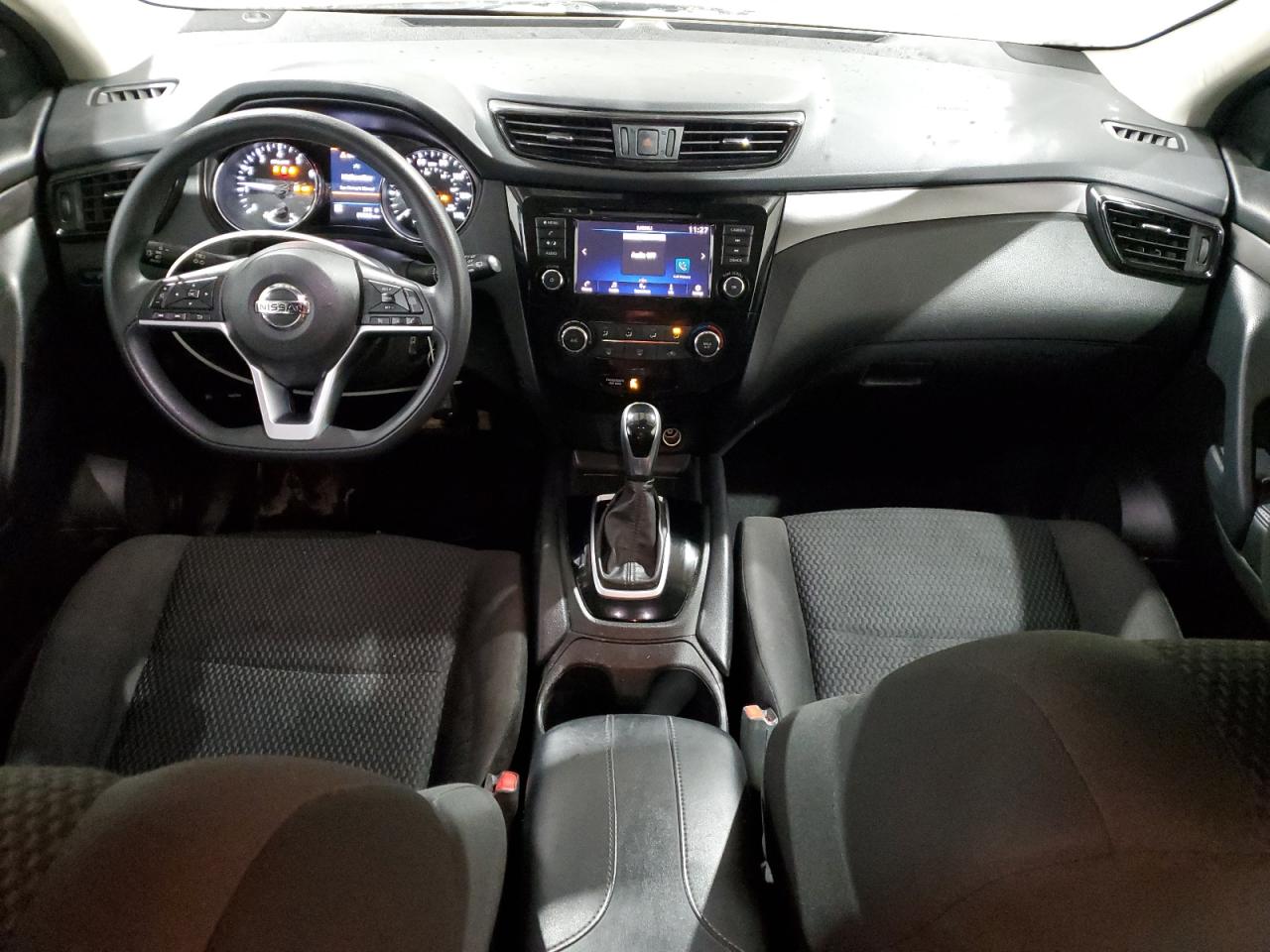 2020 Nissan Rogue - Image 8