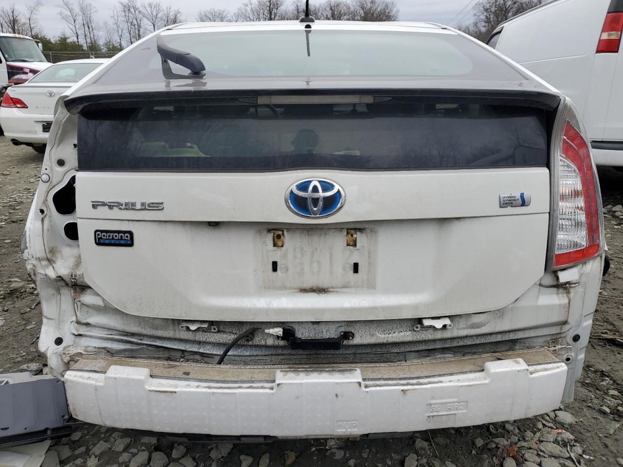 2013 Toyota Prius - Image 6