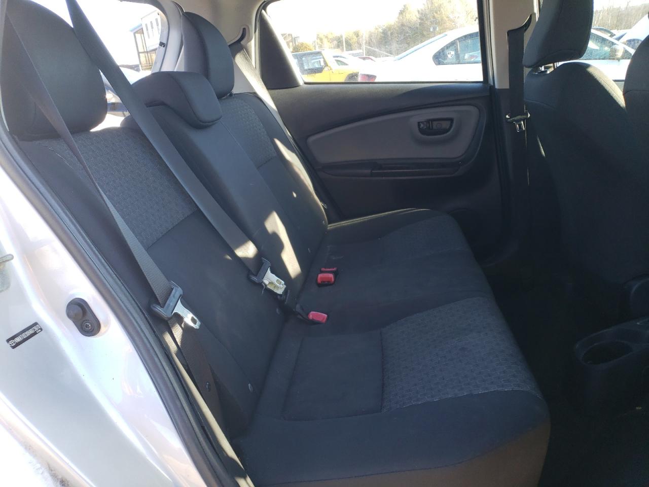 2017 Toyota Yaris - Image 10