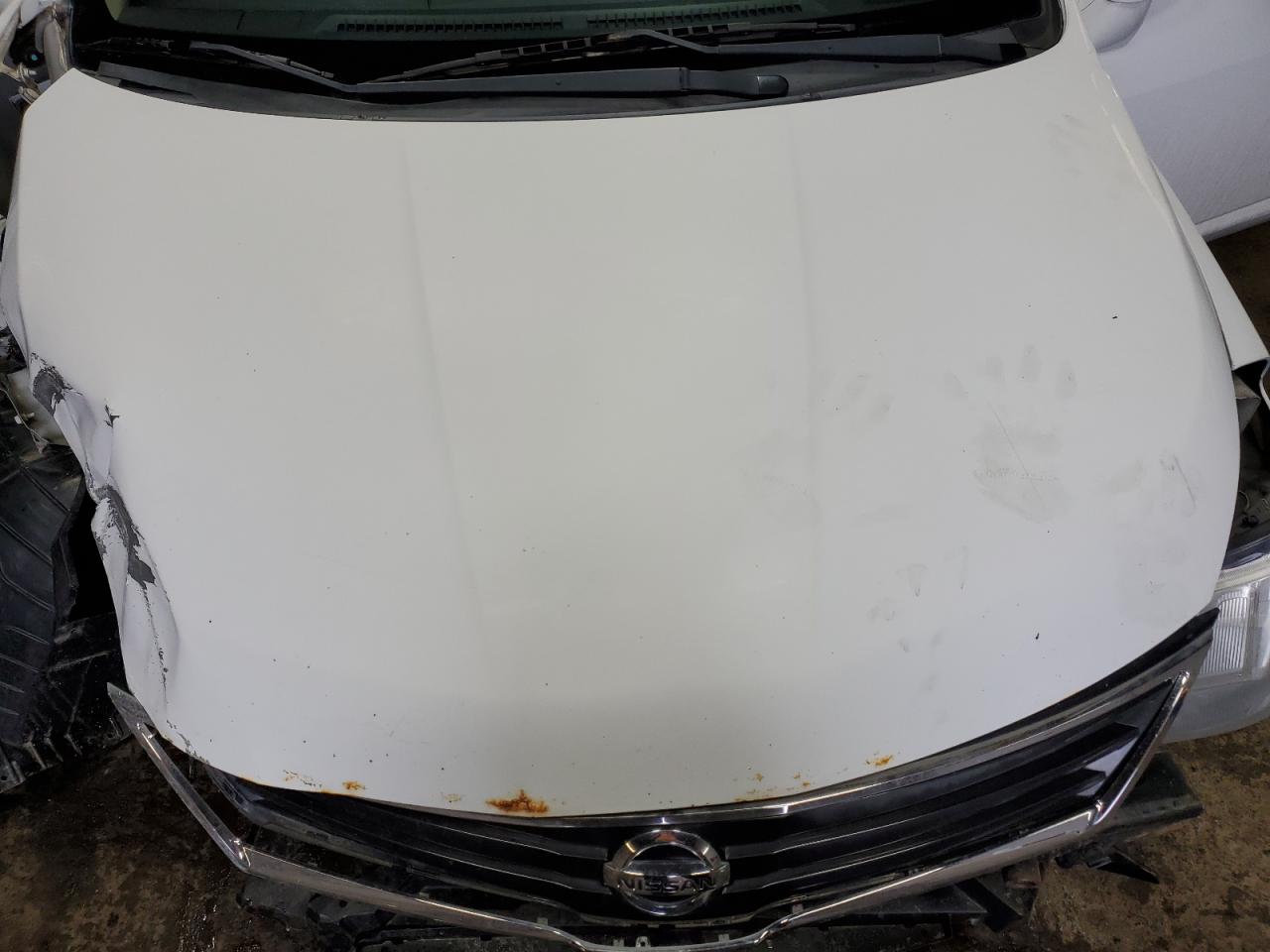 2010 Nissan Versa - Image 12