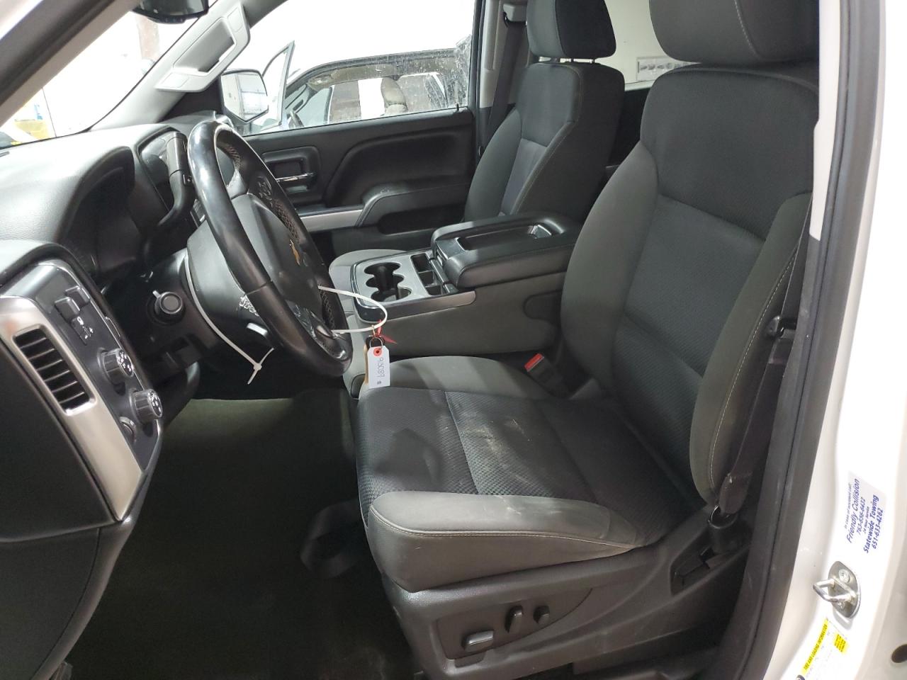 2015 Chevrolet Silverado - Image 7