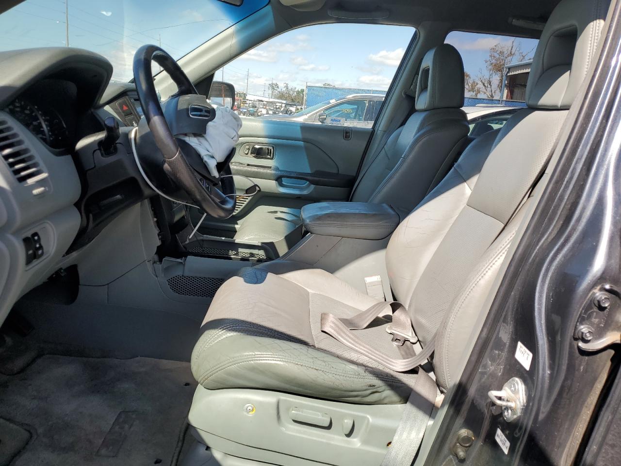 2004 Honda Pilot - Image 7