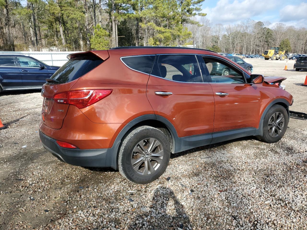 2014 Hyundai Santa Fe - Image 3