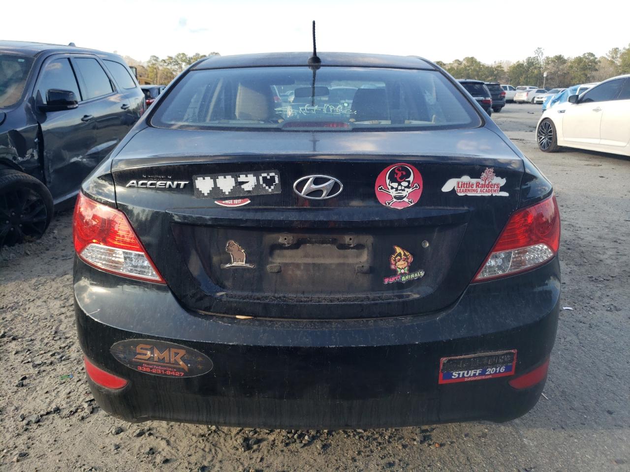 2013 Hyundai Accent - Image 6