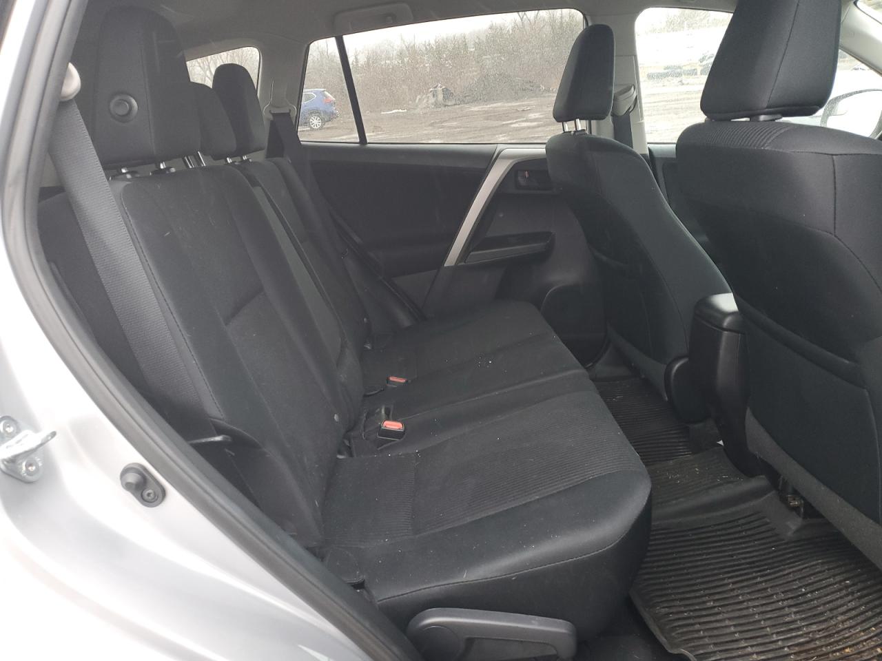 2017 Toyota RAV 4 - Image 11