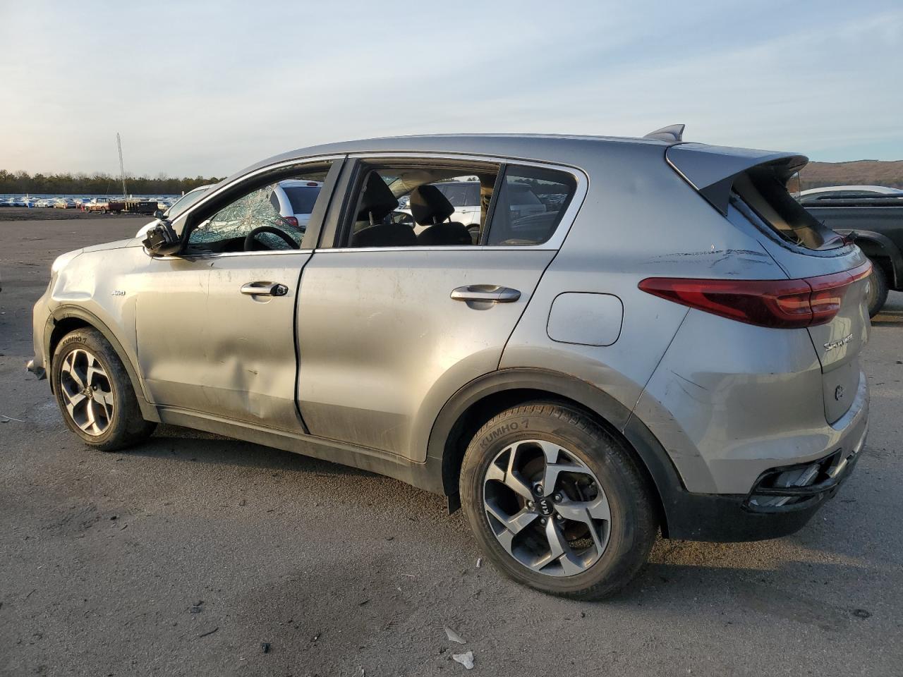2021 Kia Sportage - Image 2