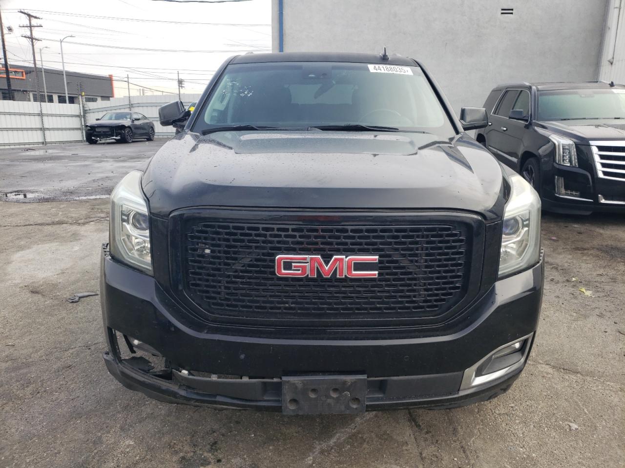 2015 GMC Yukon - Image 5