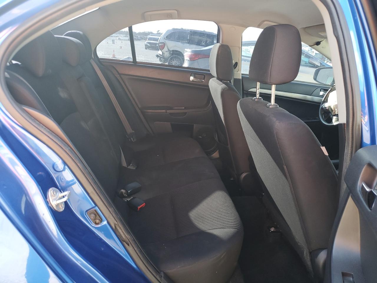 2015 Mitsubishi Lancer - Image 10