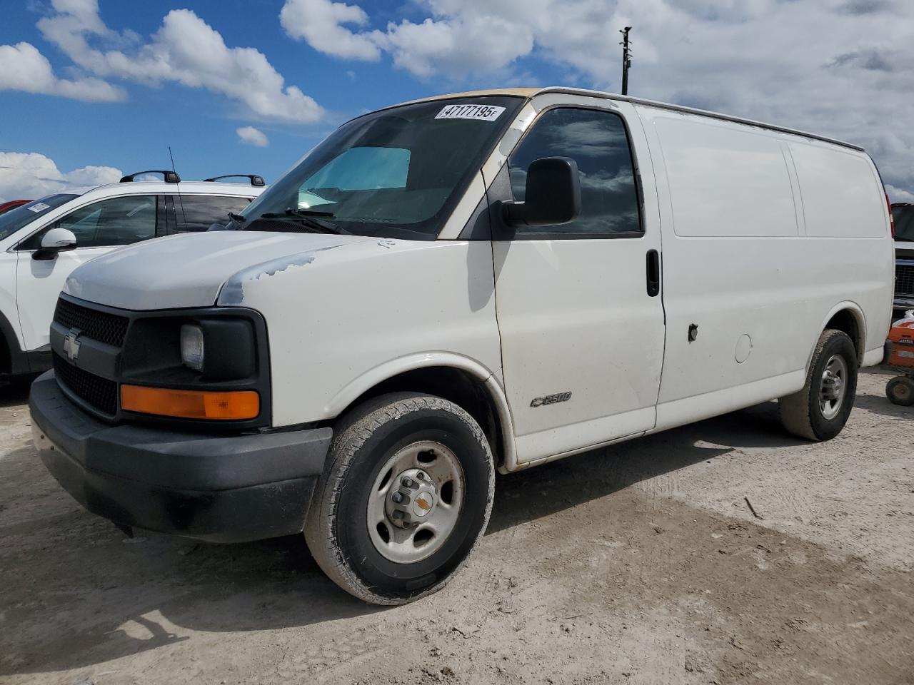 2003 Chevrolet Express - Image 1