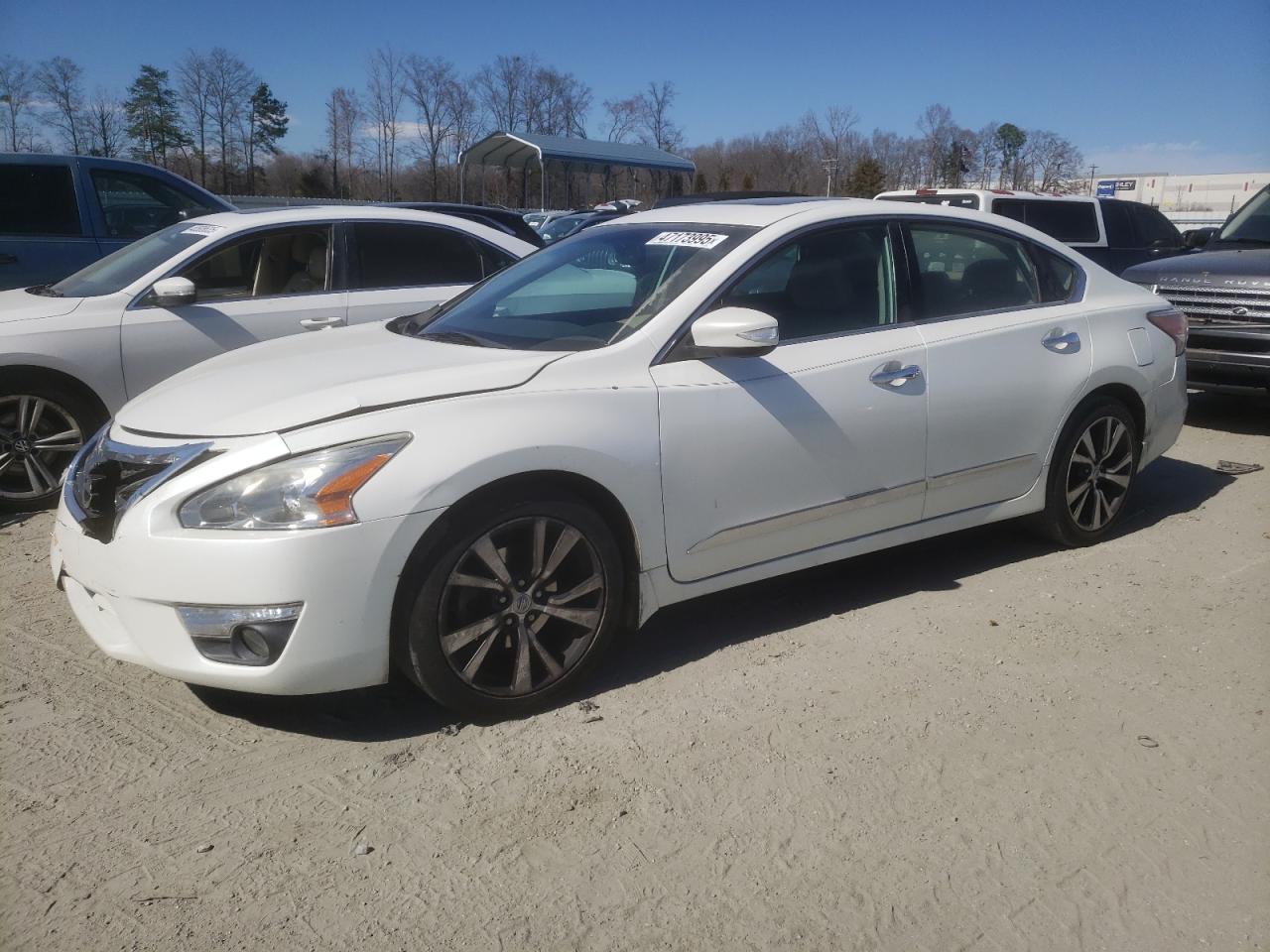 2015 Nissan Altima - Image 1