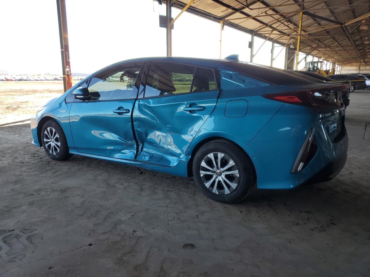 2020 Toyota Prius - Image 2