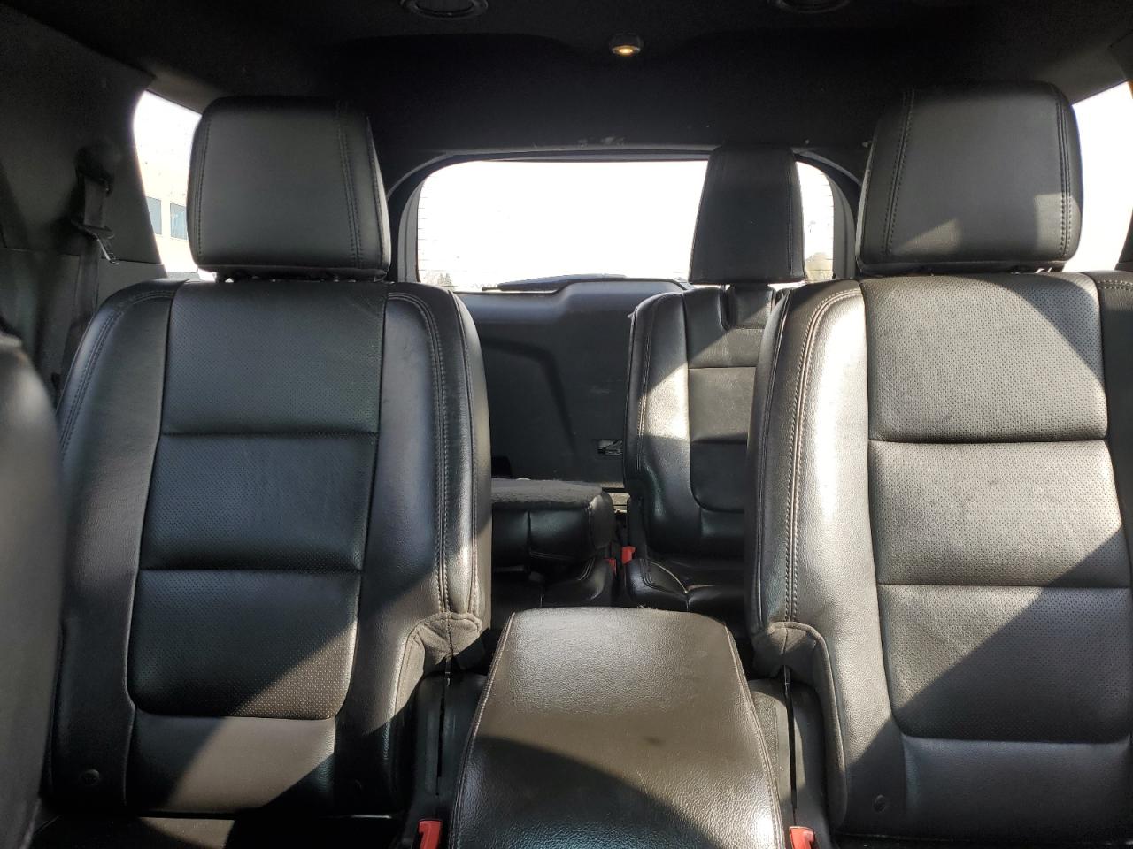 2011 Ford Explorer - Image 10