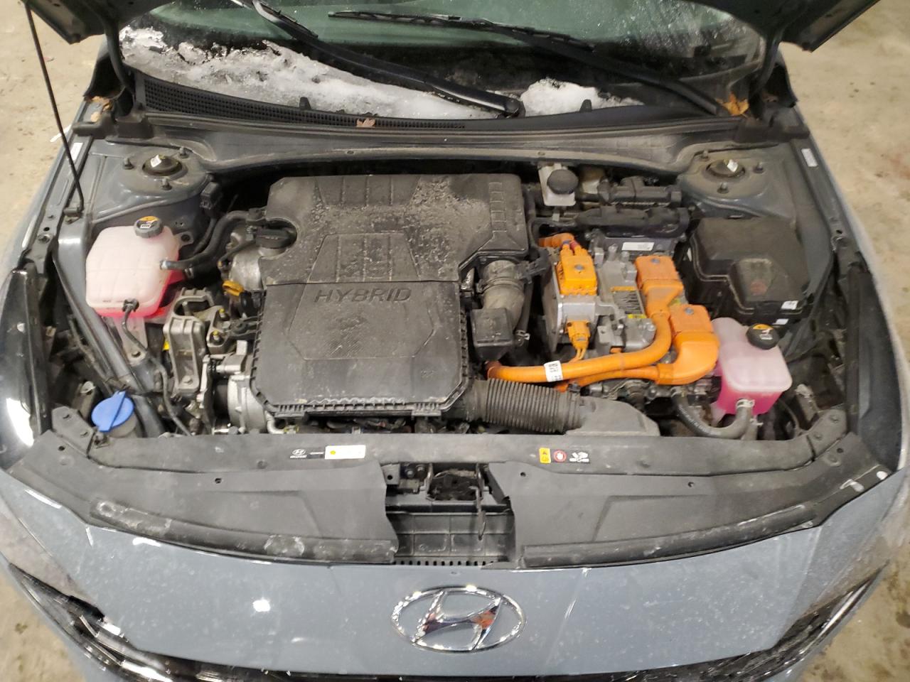 2022 Hyundai Elantra - Image 12