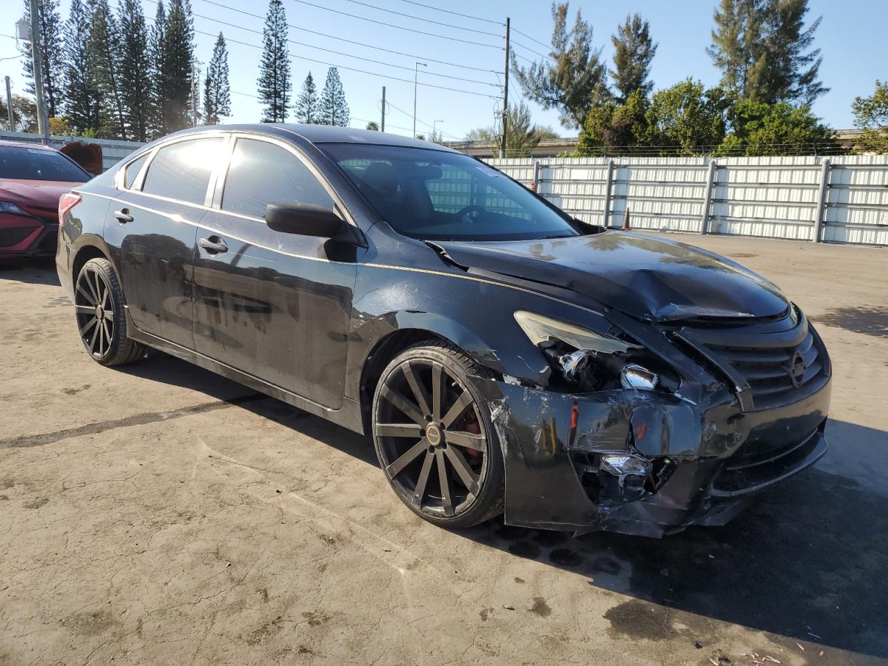 2013 Nissan Altima - Image 4