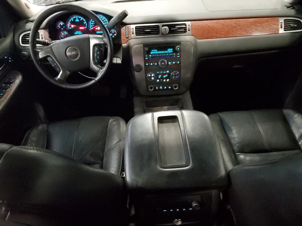 2007 GMC Envoy - Image 8