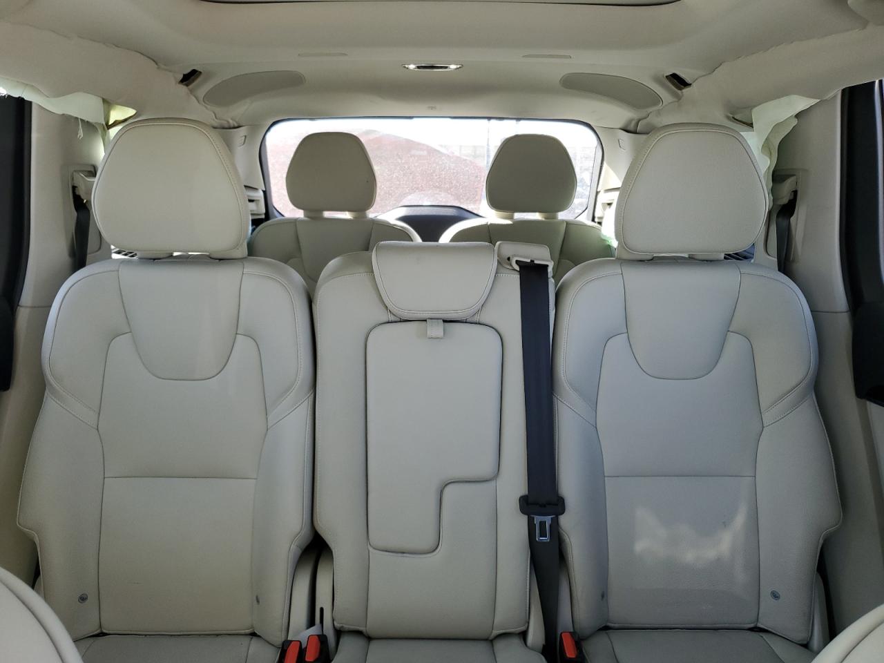 2016 Volvo XC90 - Image 10