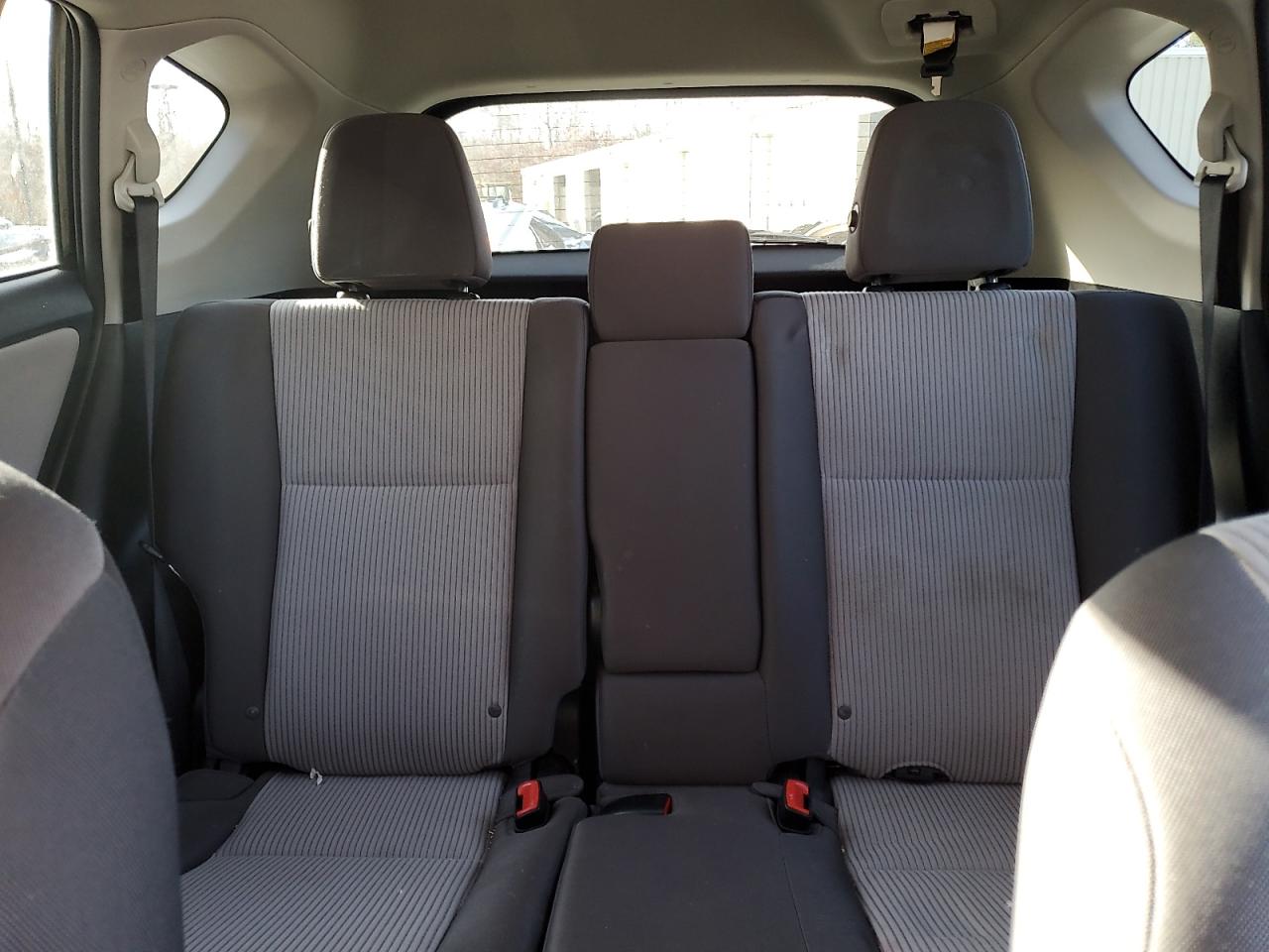 2014 Toyota RAV 4 - Image 10