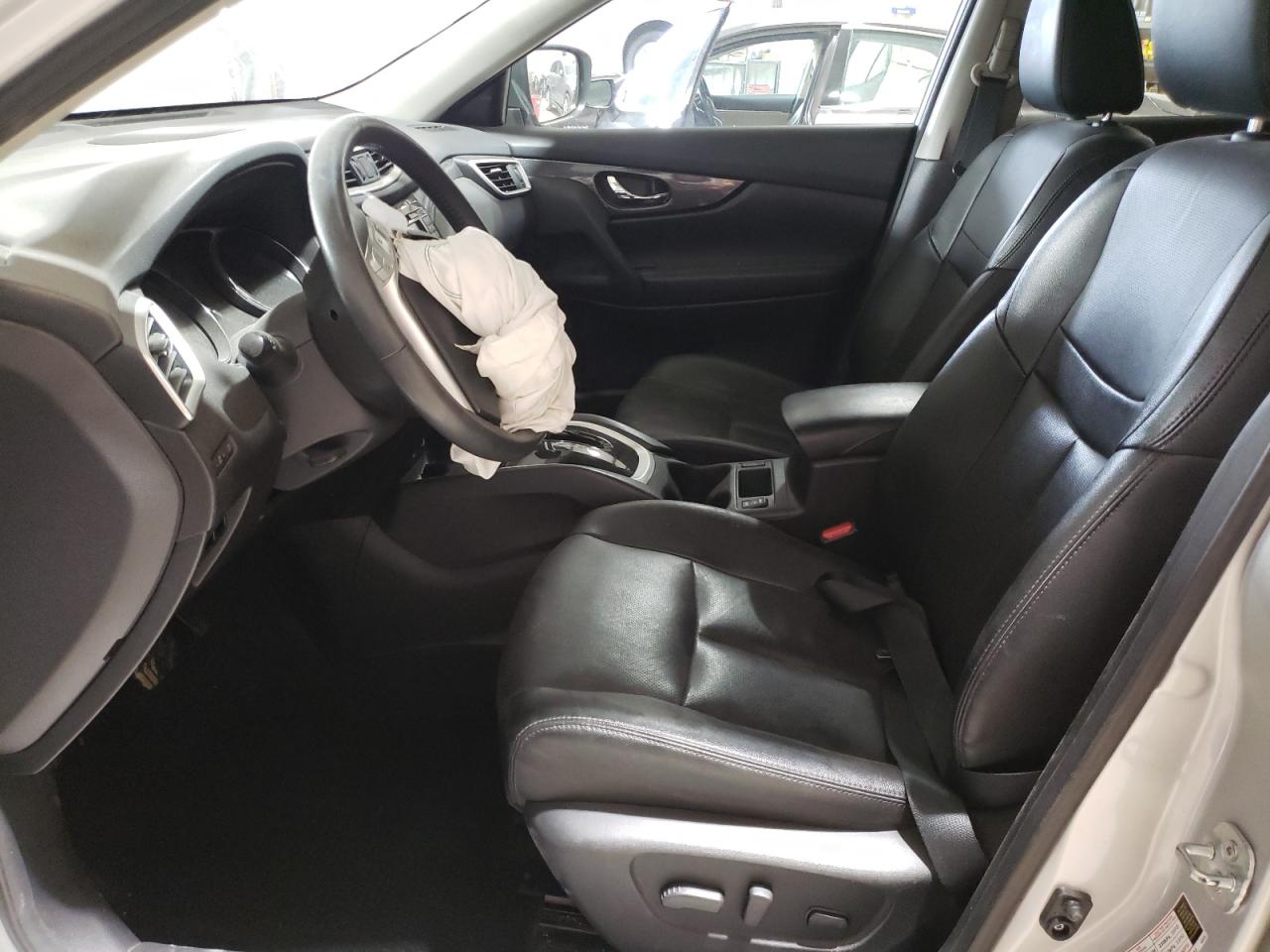 2015 Nissan Rogue - Image 7