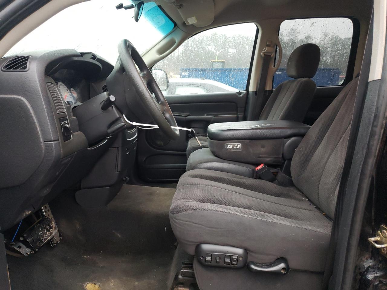 2003 Dodge RAM - Image 7