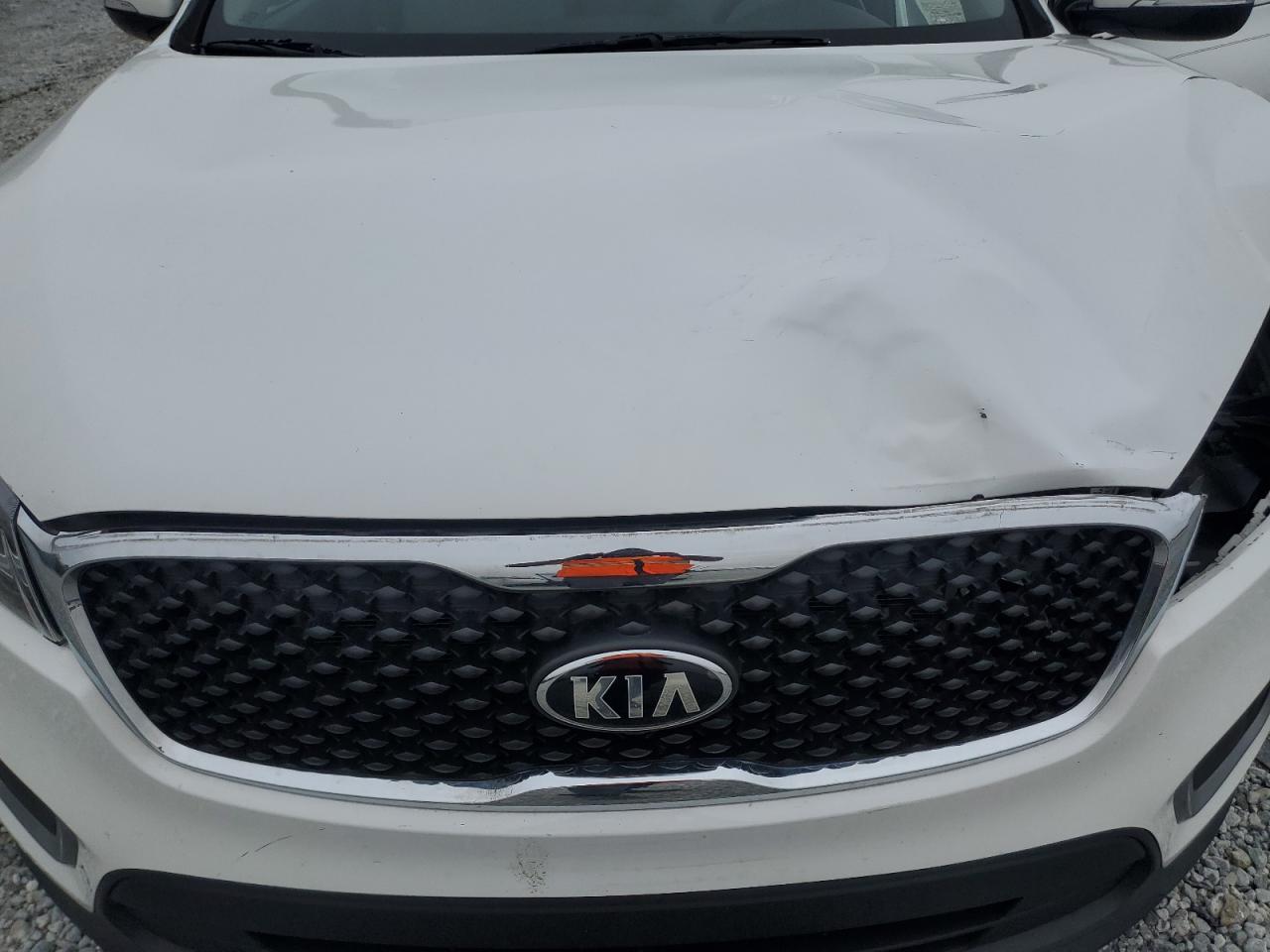 2016 Kia Sorento - Image 12