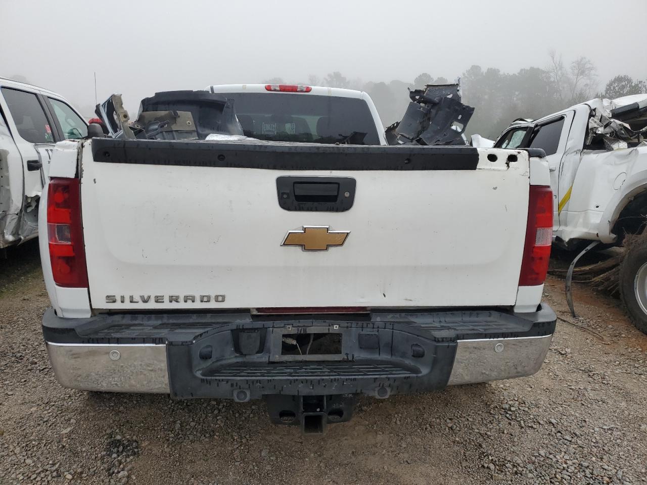 2011 Chevrolet Silverado - Image 6
