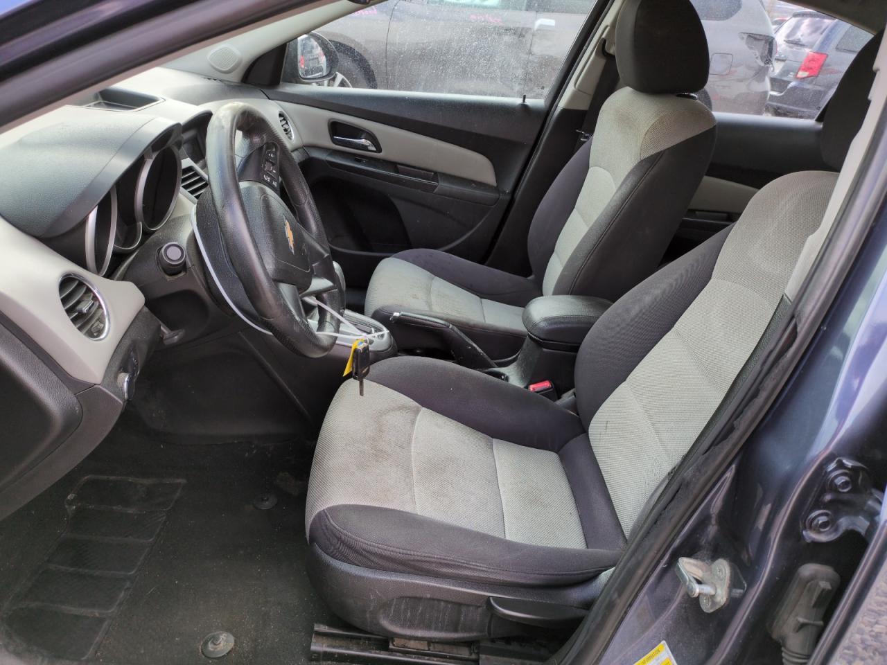 2014 Chevrolet Cruze - Image 7