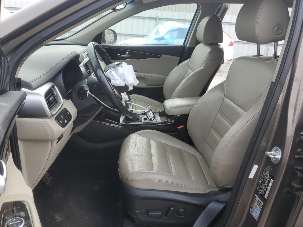 2019 Kia Sorento - Image 7