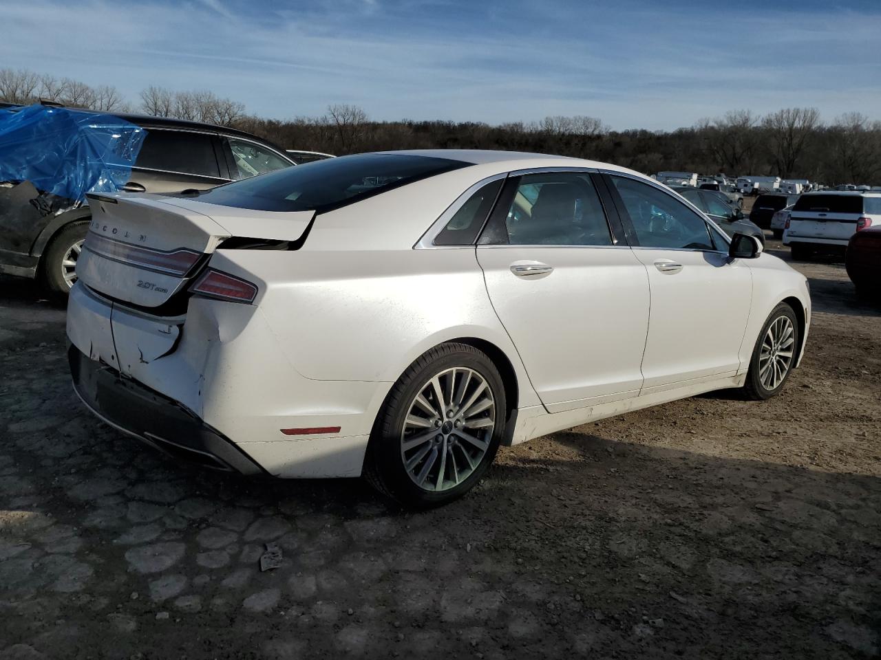 2017 Lincoln MKZ - Image 3