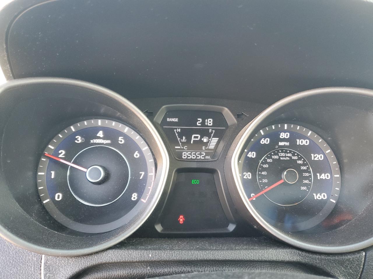 2015 Hyundai Elantra - Image 9