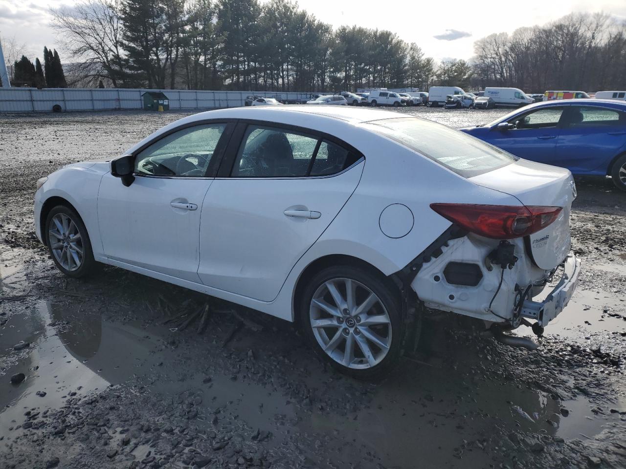 2017 Mazda 3 - Image 2