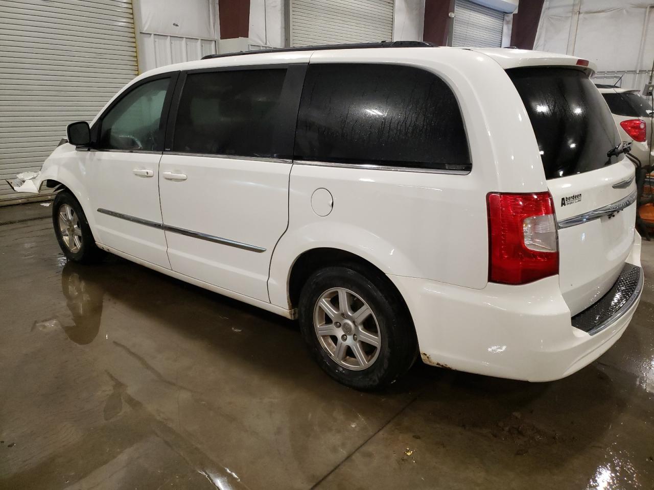 2012 Chrysler Town & Country - Image 2