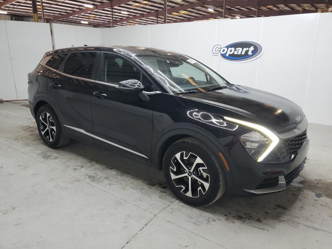 2023 Kia Sportage - Image 4