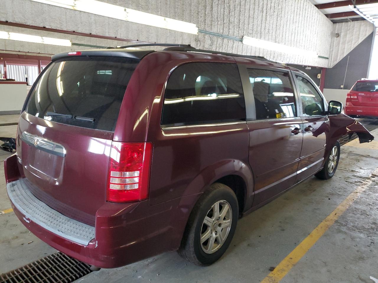2008 Chrysler Town & Country - Image 3